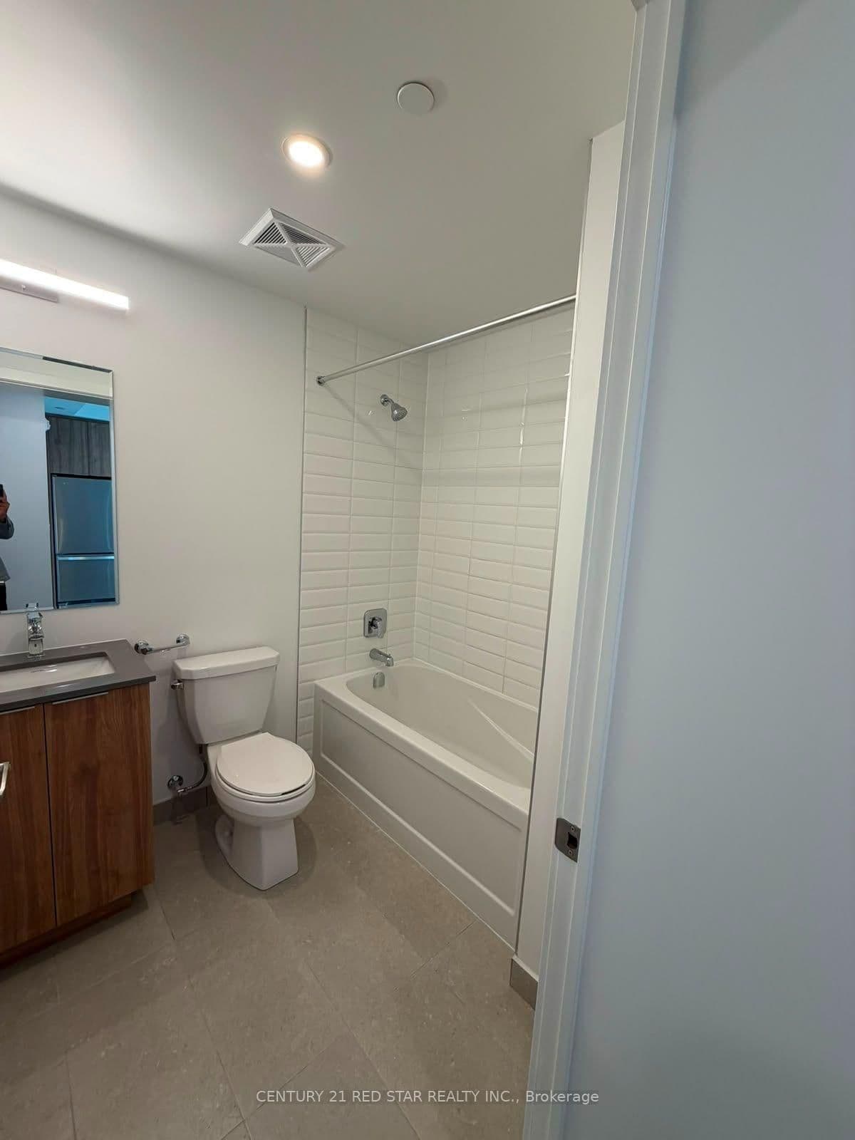 740 Whitlock Avenue, Unit E502 thumbnail 9