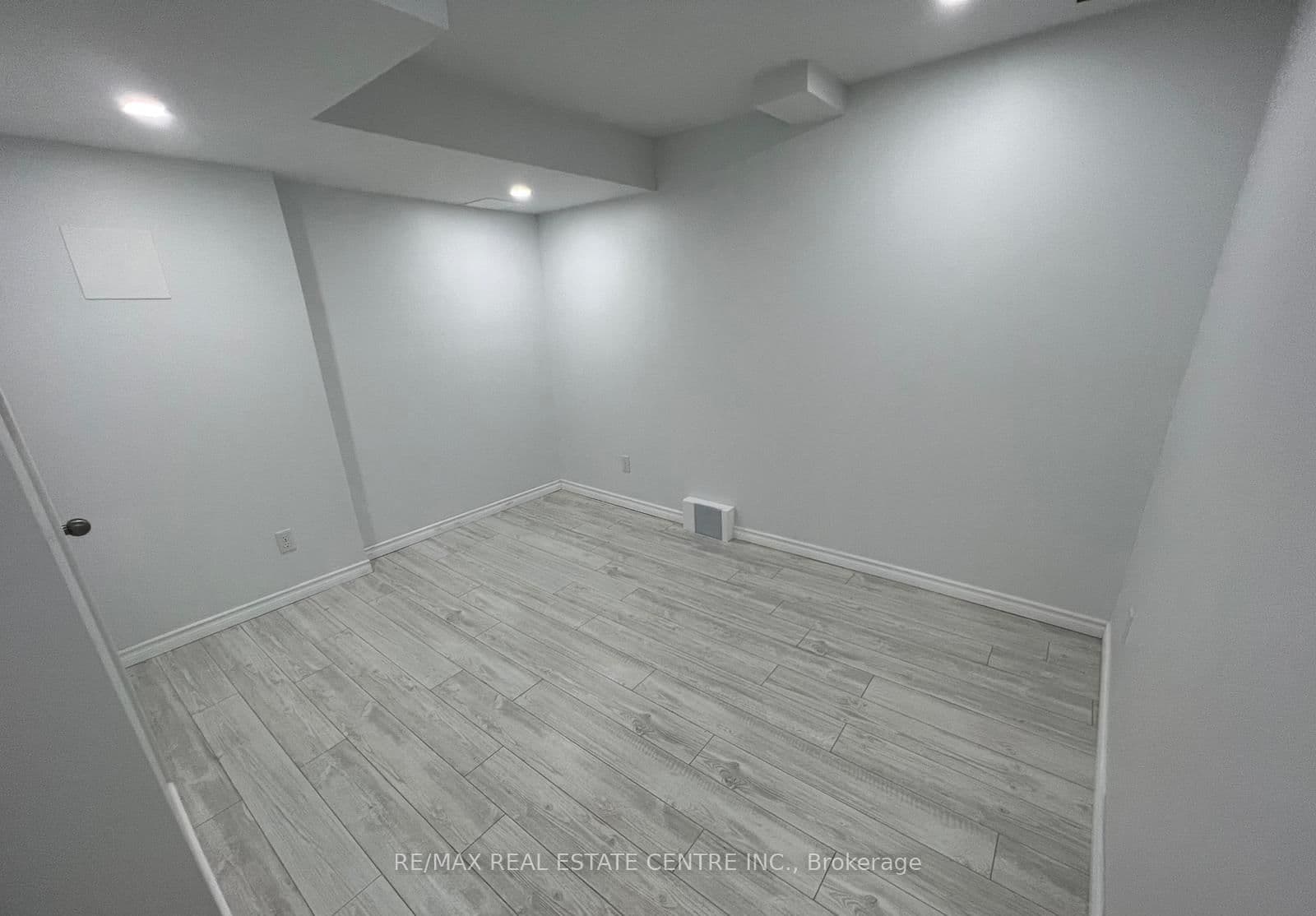 10 Chudleigh Avenue thumbnail 9