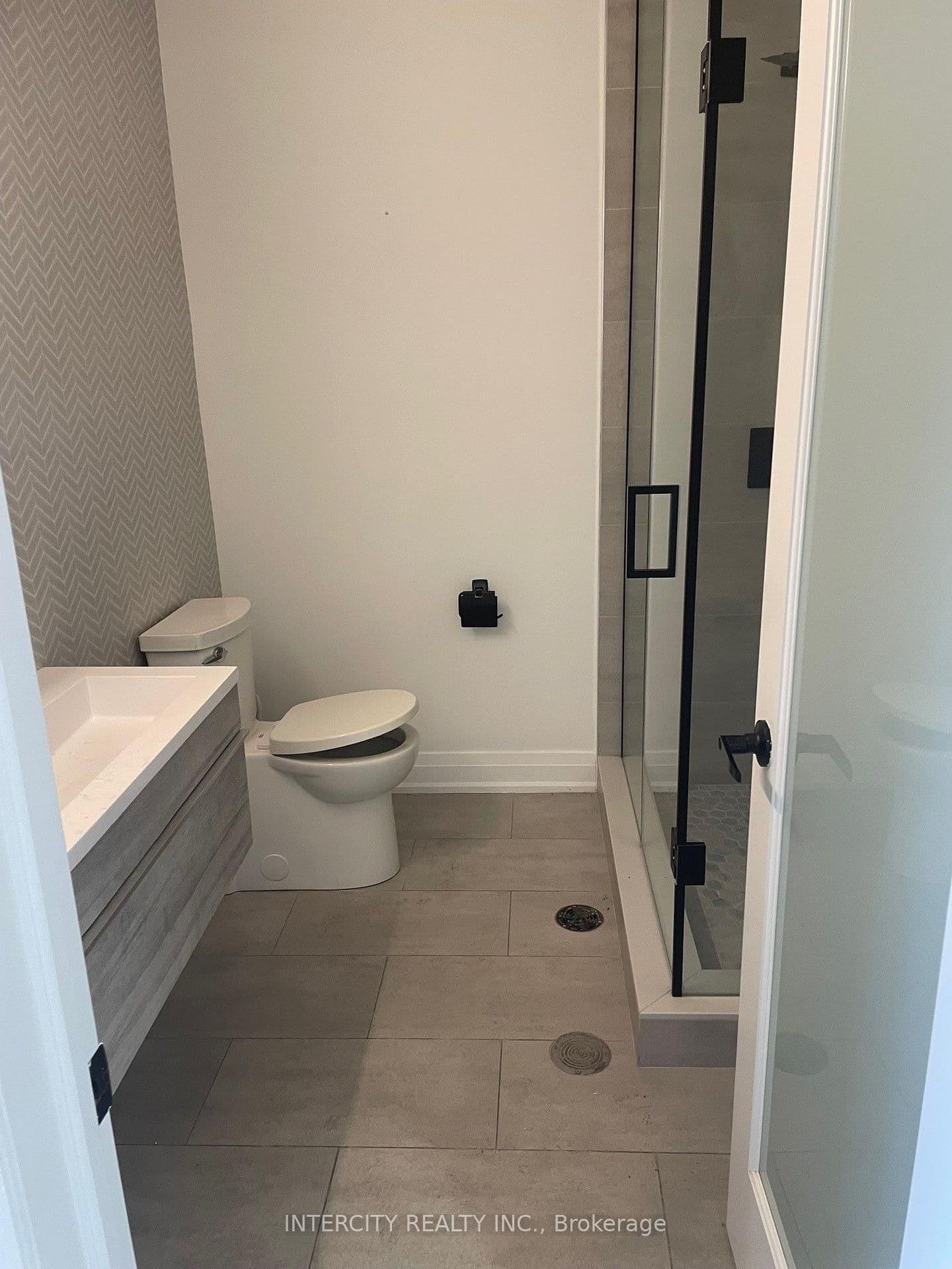 80 Clementine Drive, Unit 15 thumbnail 10