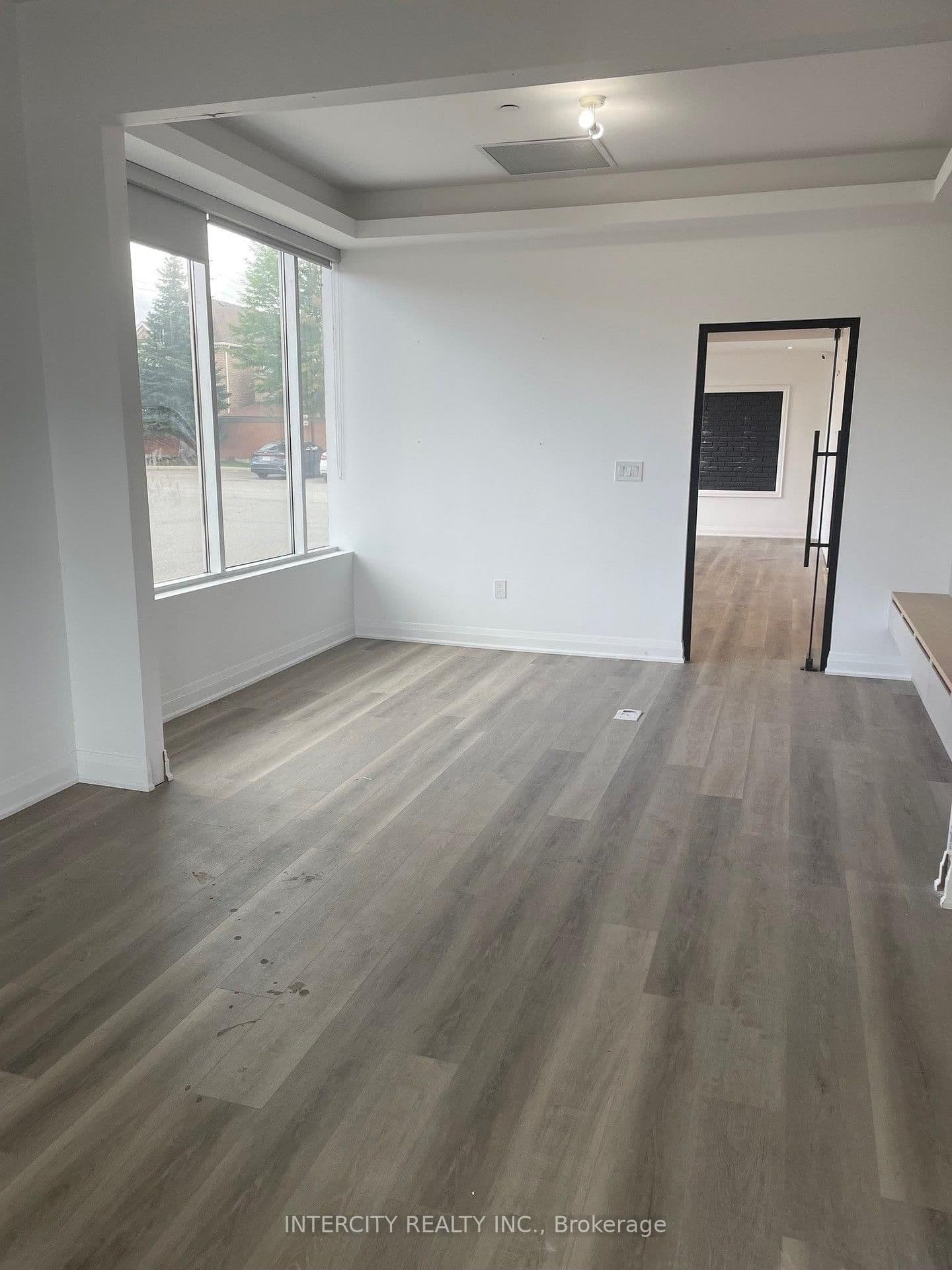 80 Clementine Drive, Unit 15 thumbnail 5