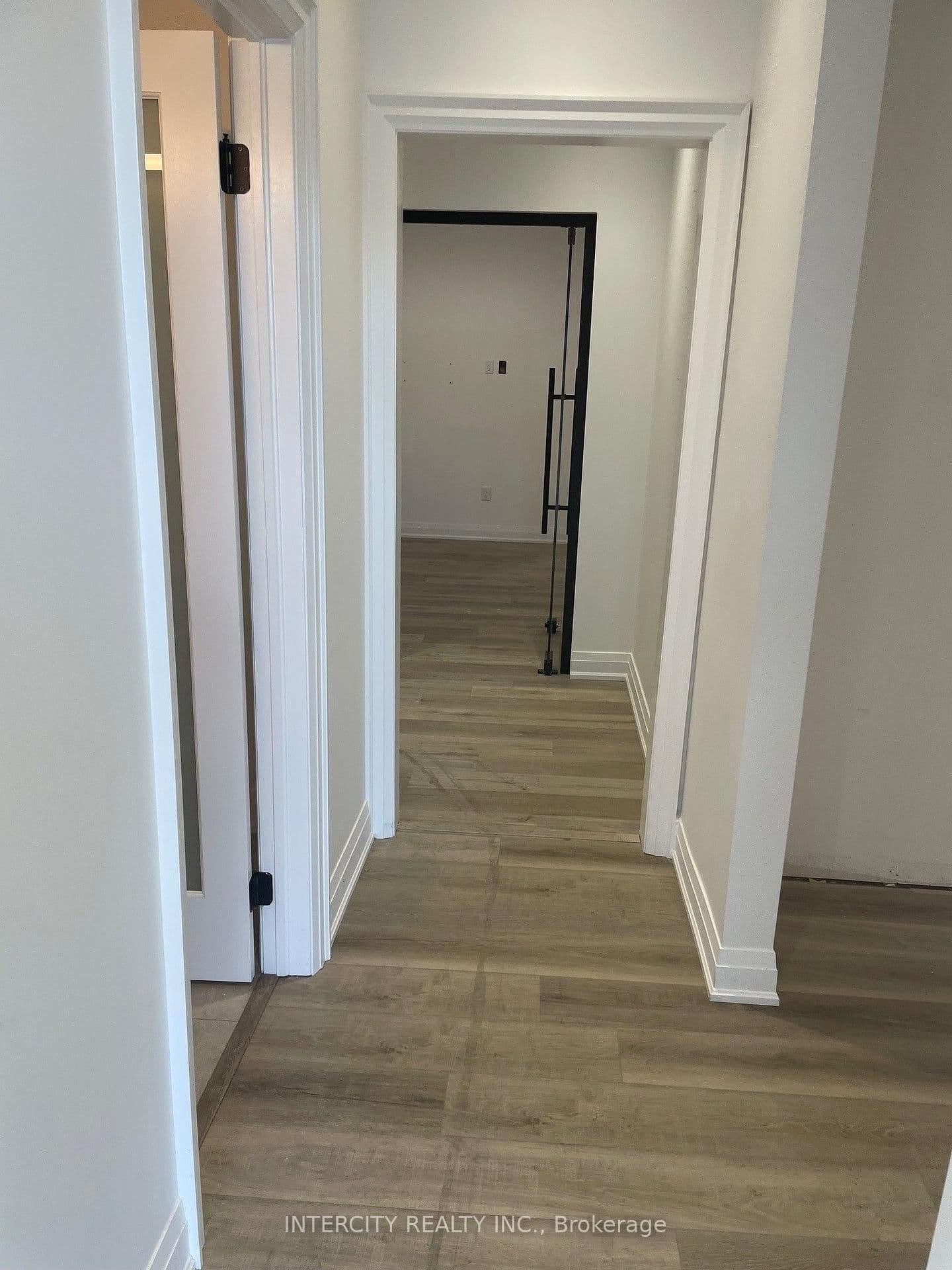 80 Clementine Drive, Unit 15 thumbnail 9