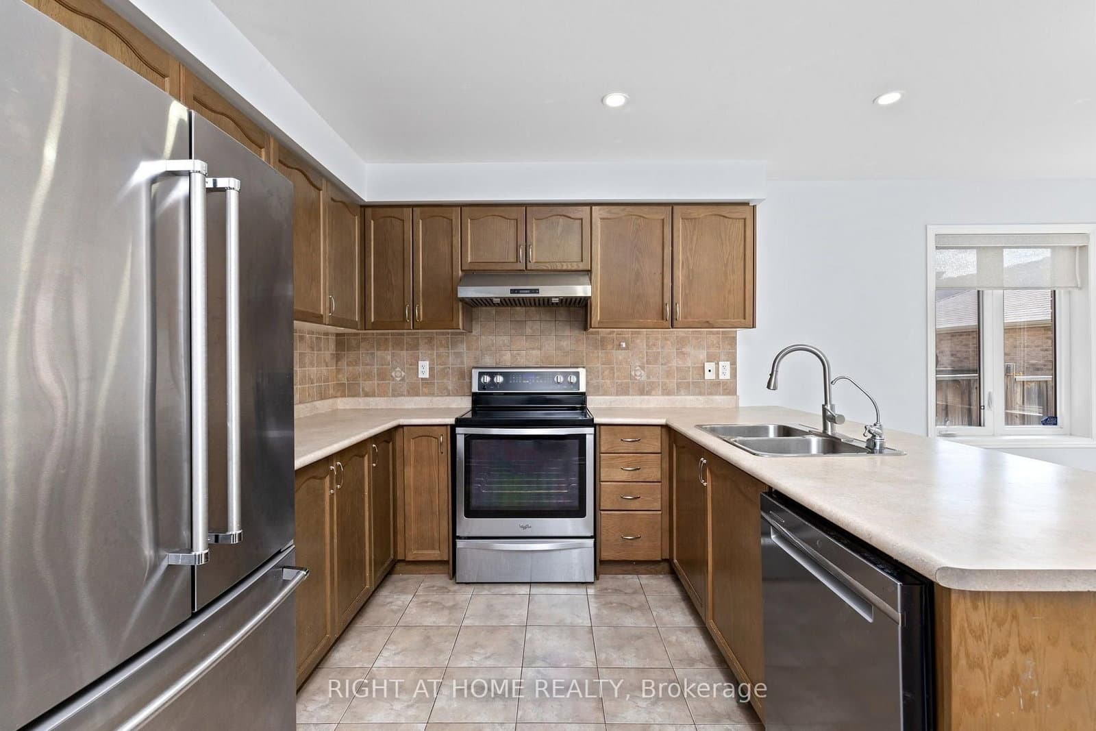3128 Robert Brown Boulevard thumbnail 11