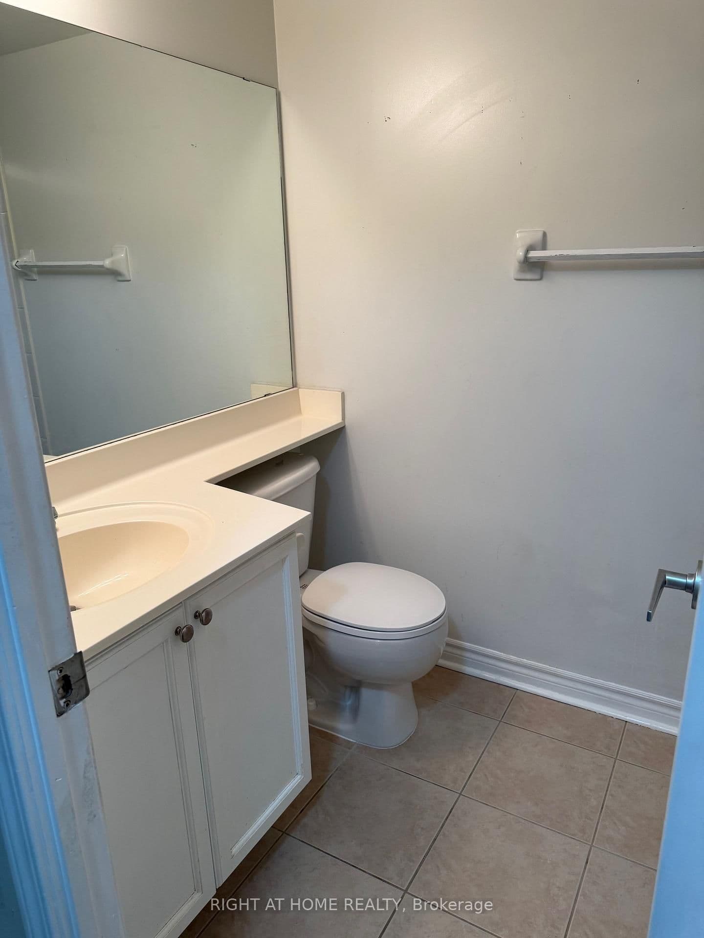 1 Elm Drive, Unit 1212 thumbnail 17