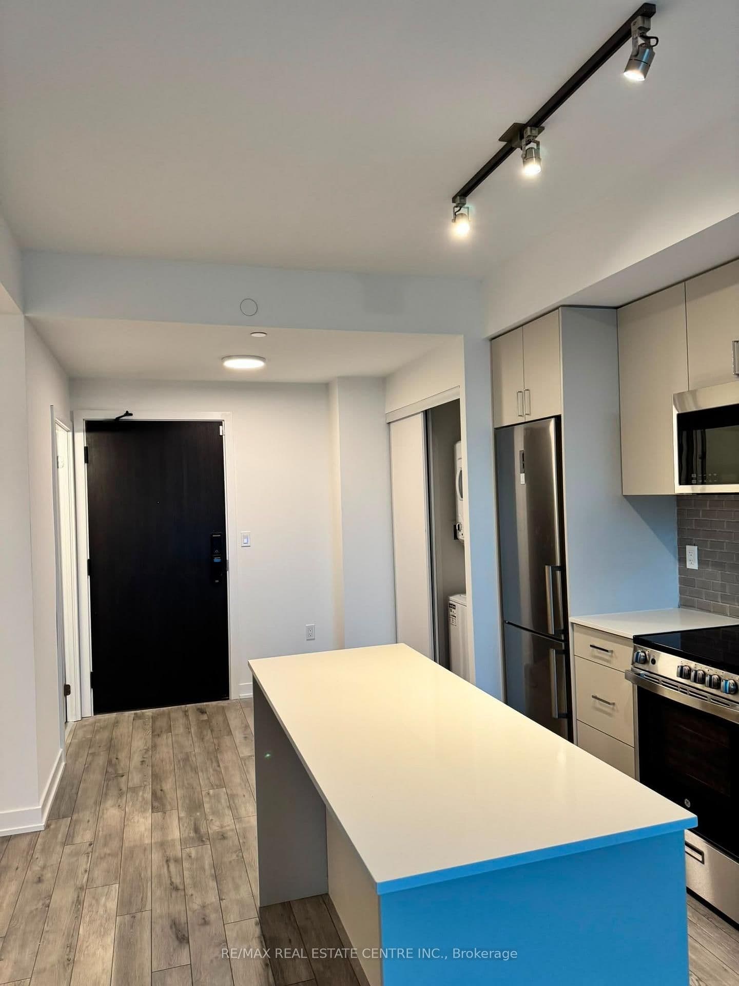 1005 Dundas Street E Street, Unit 612 thumbnail 15