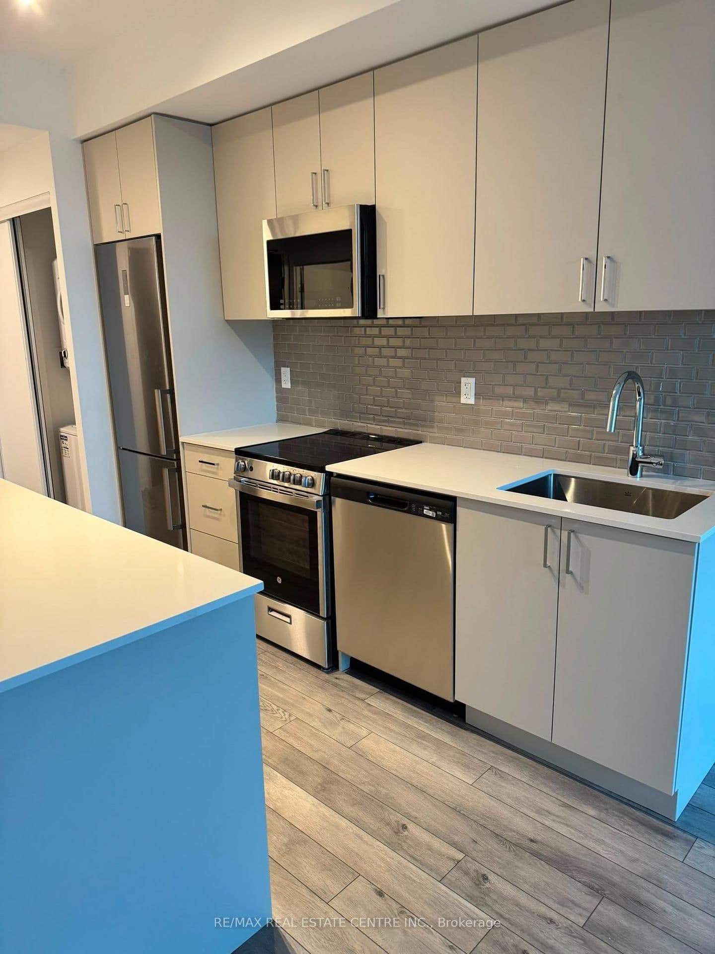 1005 Dundas Street E Street, Unit 612 thumbnail 4