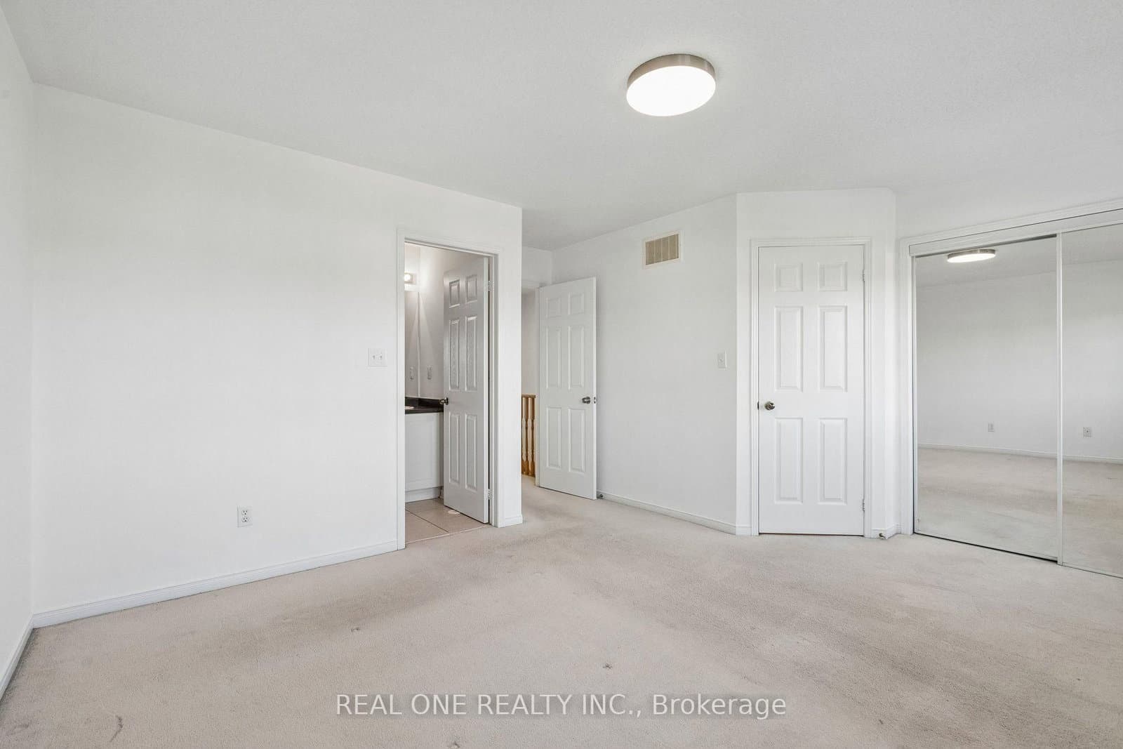 2350 Sutton Drive thumbnail 26
