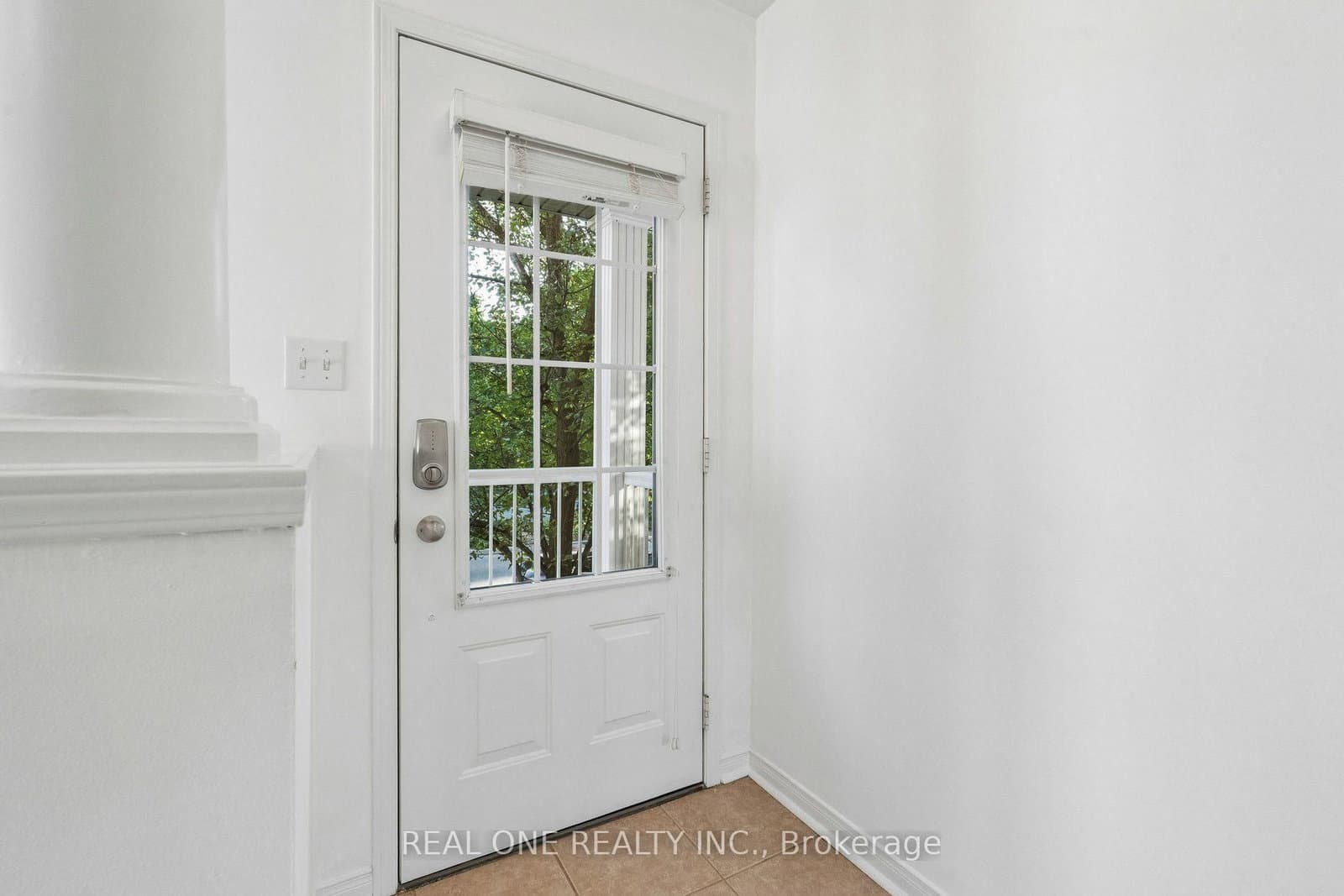 2350 Sutton Drive thumbnail 8