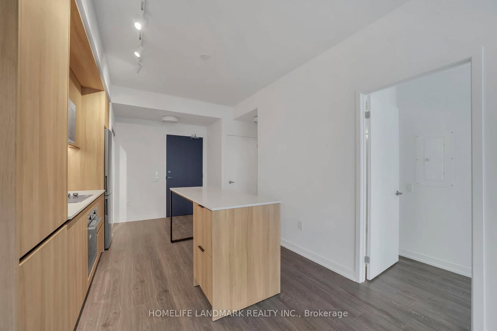 2485 Eglinton Avenue W, Unit 905 thumbnail 11