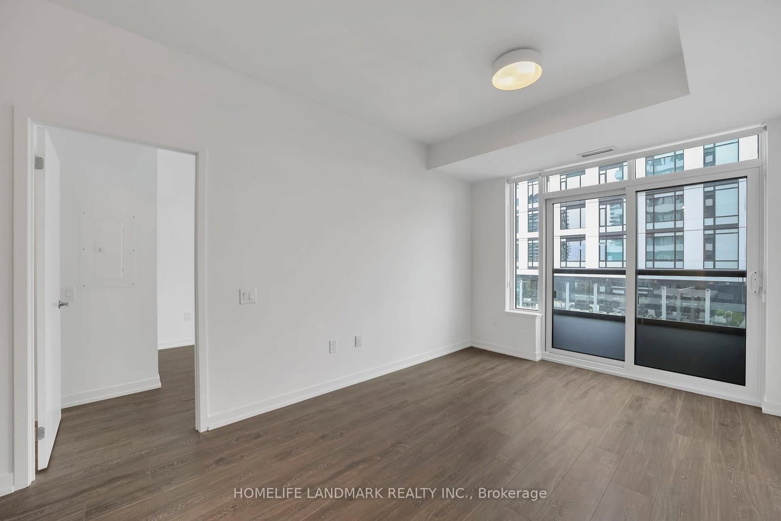 2485 Eglinton Avenue W, Unit 905 thumbnail 15