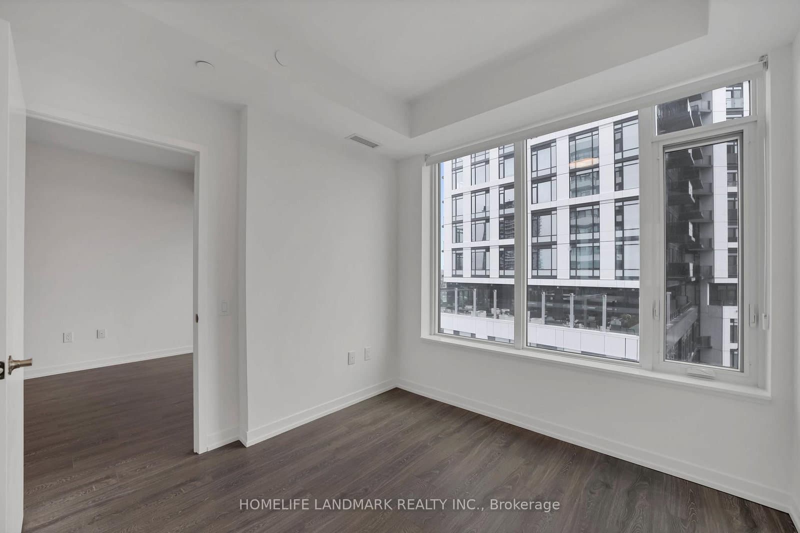 2485 Eglinton Avenue W, Unit 905 thumbnail 17