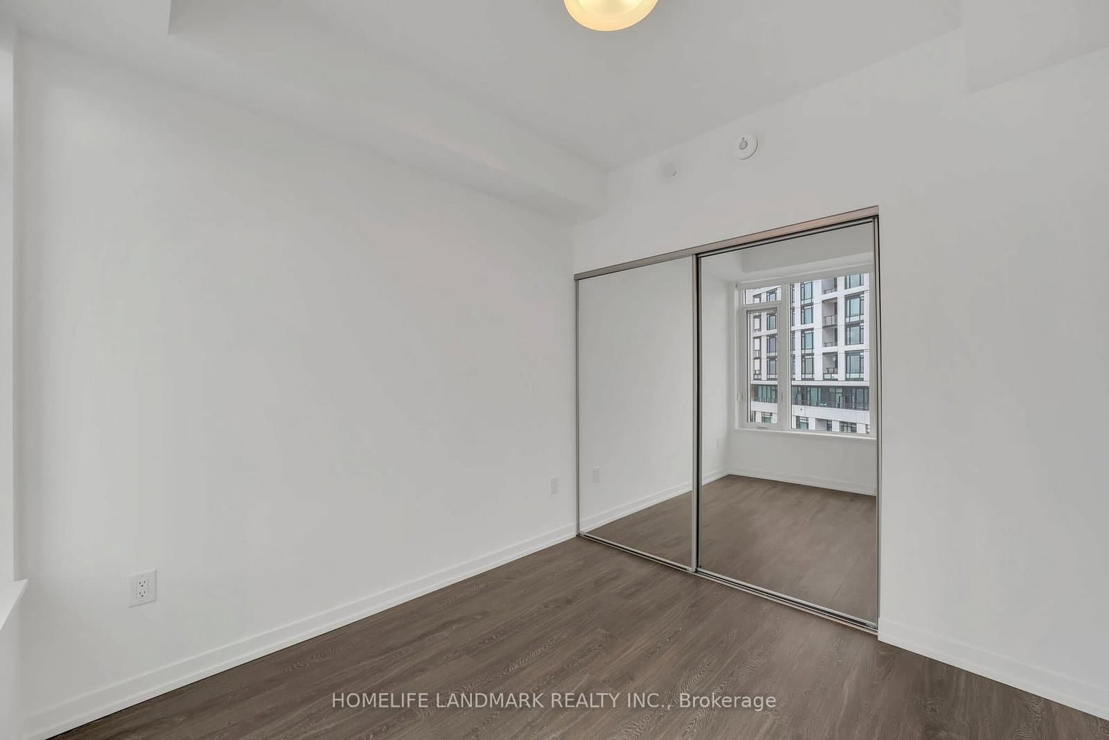 2485 Eglinton Avenue W, Unit 905 thumbnail 19