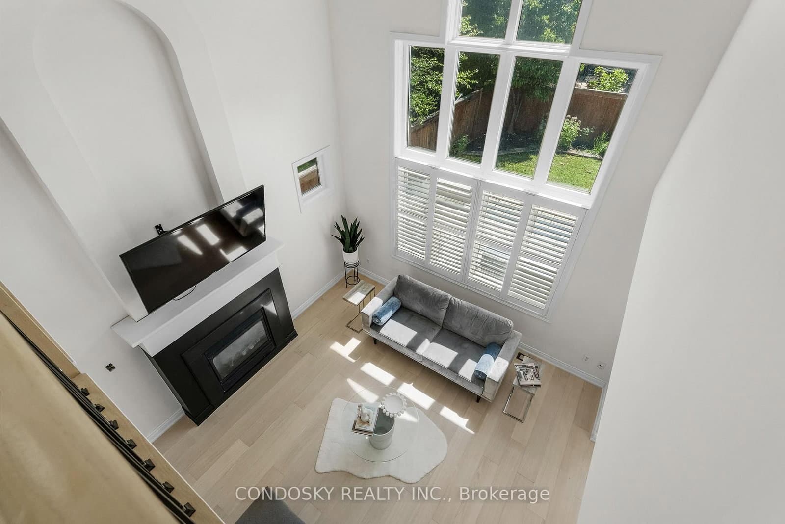 3322 Fox Run Circle thumbnail 9