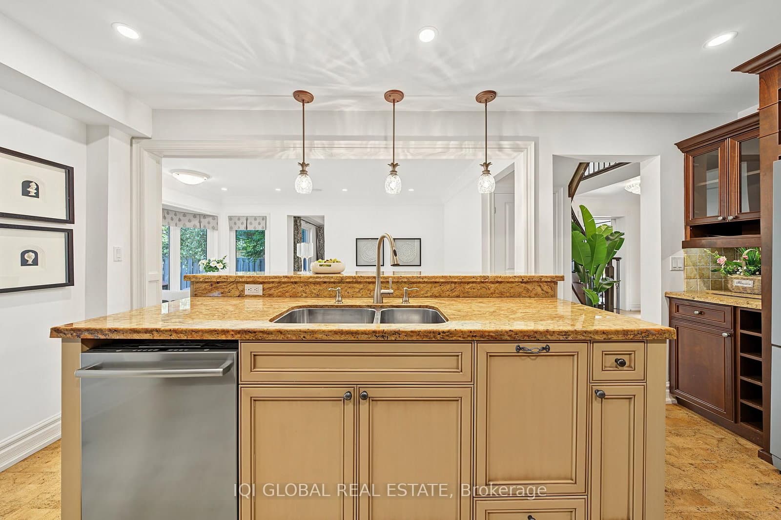 1497 Greenbriar Drive thumbnail 17