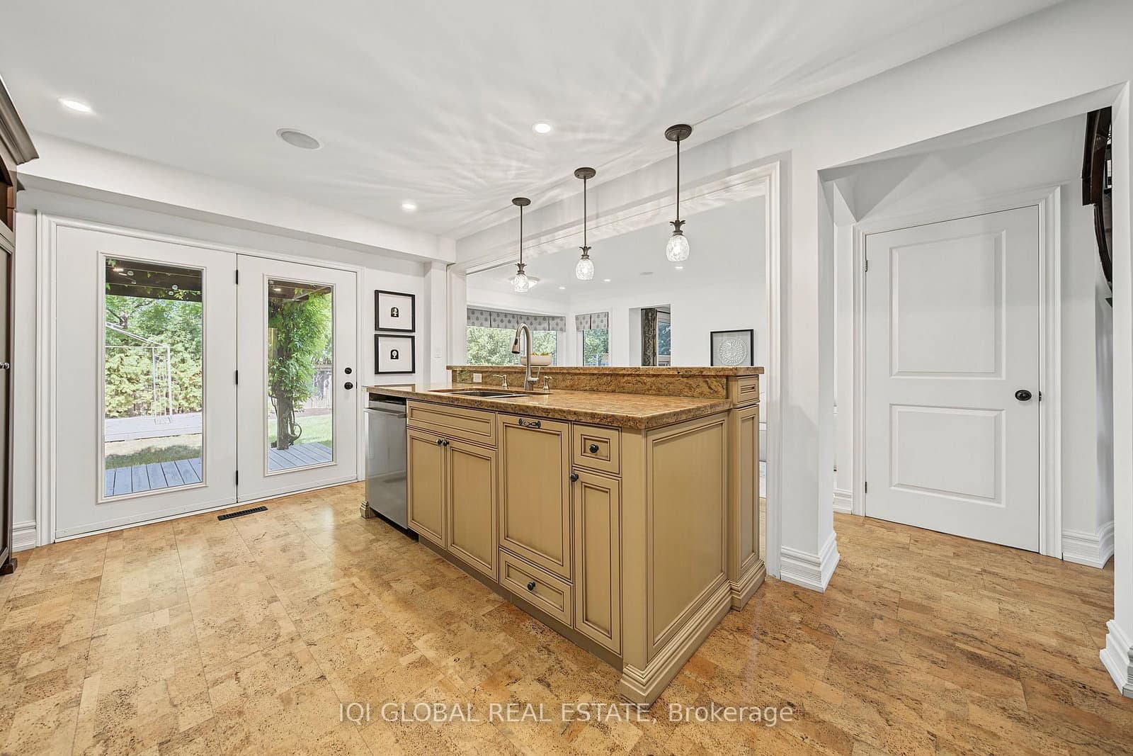 1497 Greenbriar Drive thumbnail 18