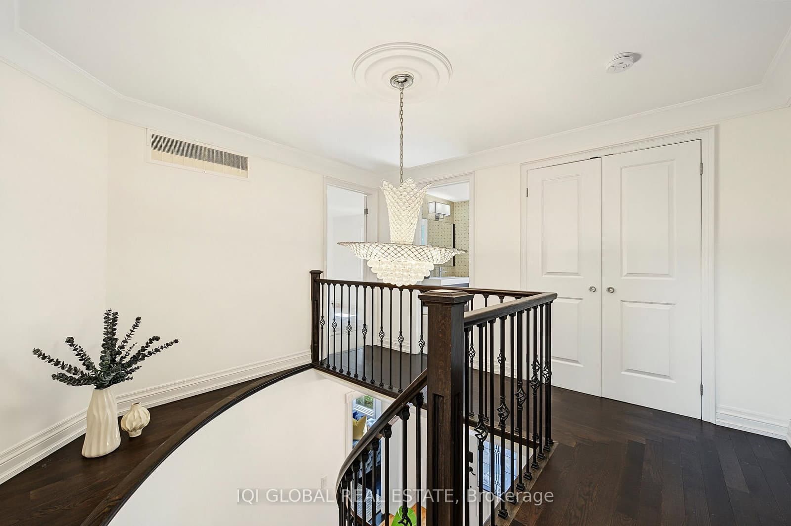 1497 Greenbriar Drive thumbnail 23