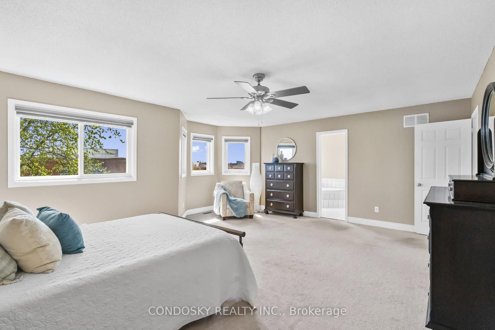 6182 Duford Drive thumbnail 21