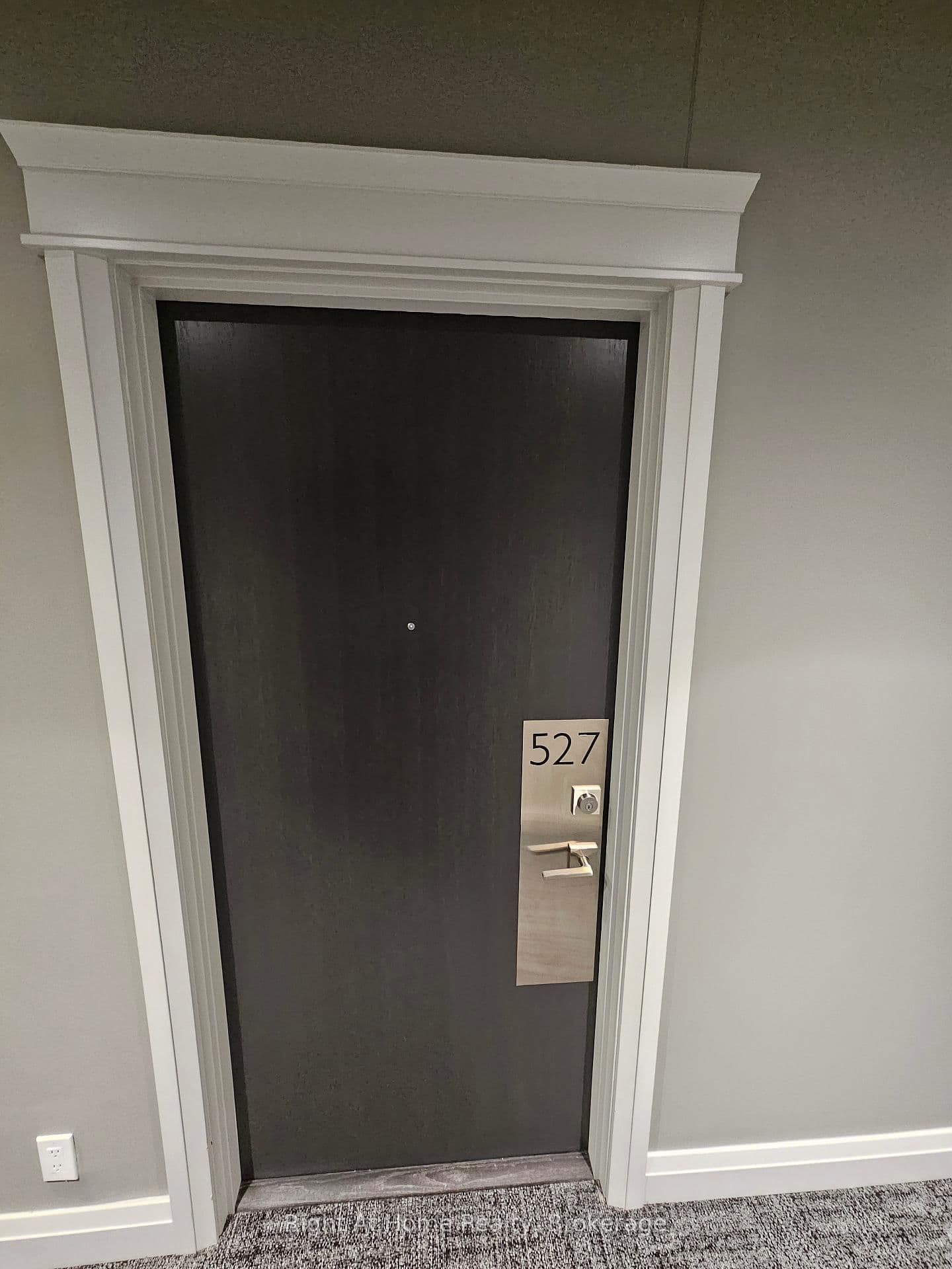 102 GROVEWOOD Common, Unit 527 thumbnail 2