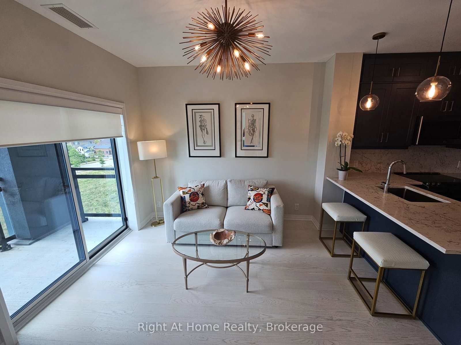 102 GROVEWOOD Common, Unit 527 thumbnail 6