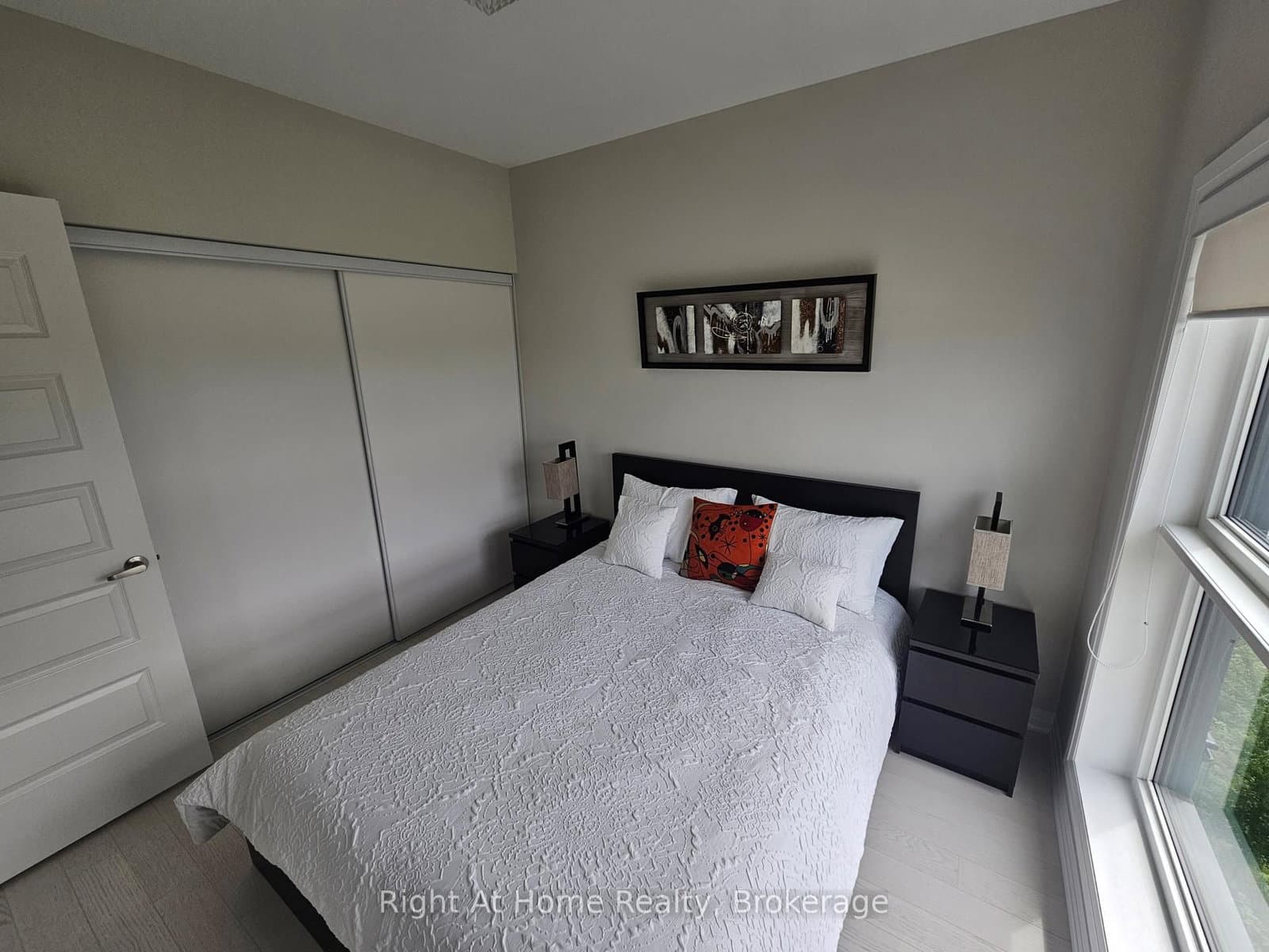 102 GROVEWOOD Common, Unit 527 thumbnail 7