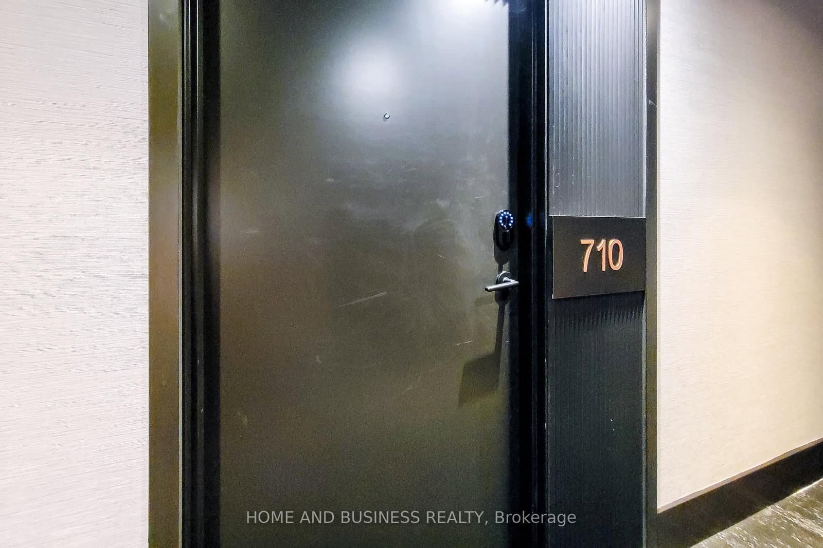 2450 Old Bronte Road E, Unit 710 thumbnail 11