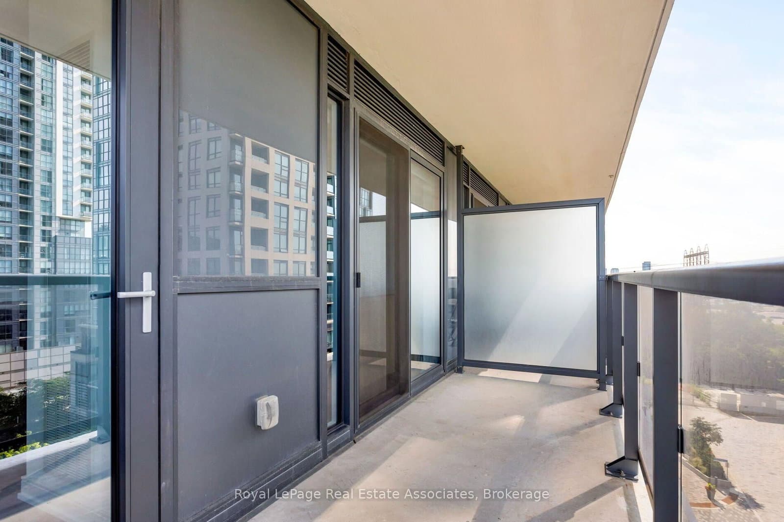 30 Samuel Wood Way, Unit 602 thumbnail 12