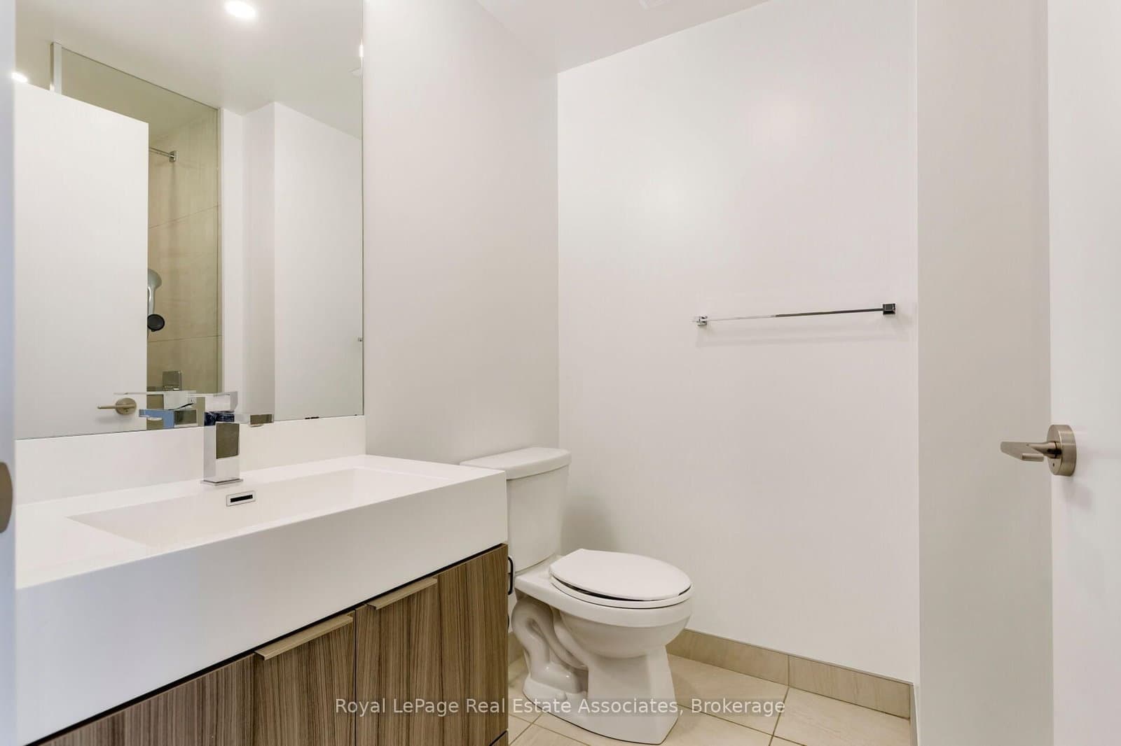 30 Samuel Wood Way, Unit 602 thumbnail 20