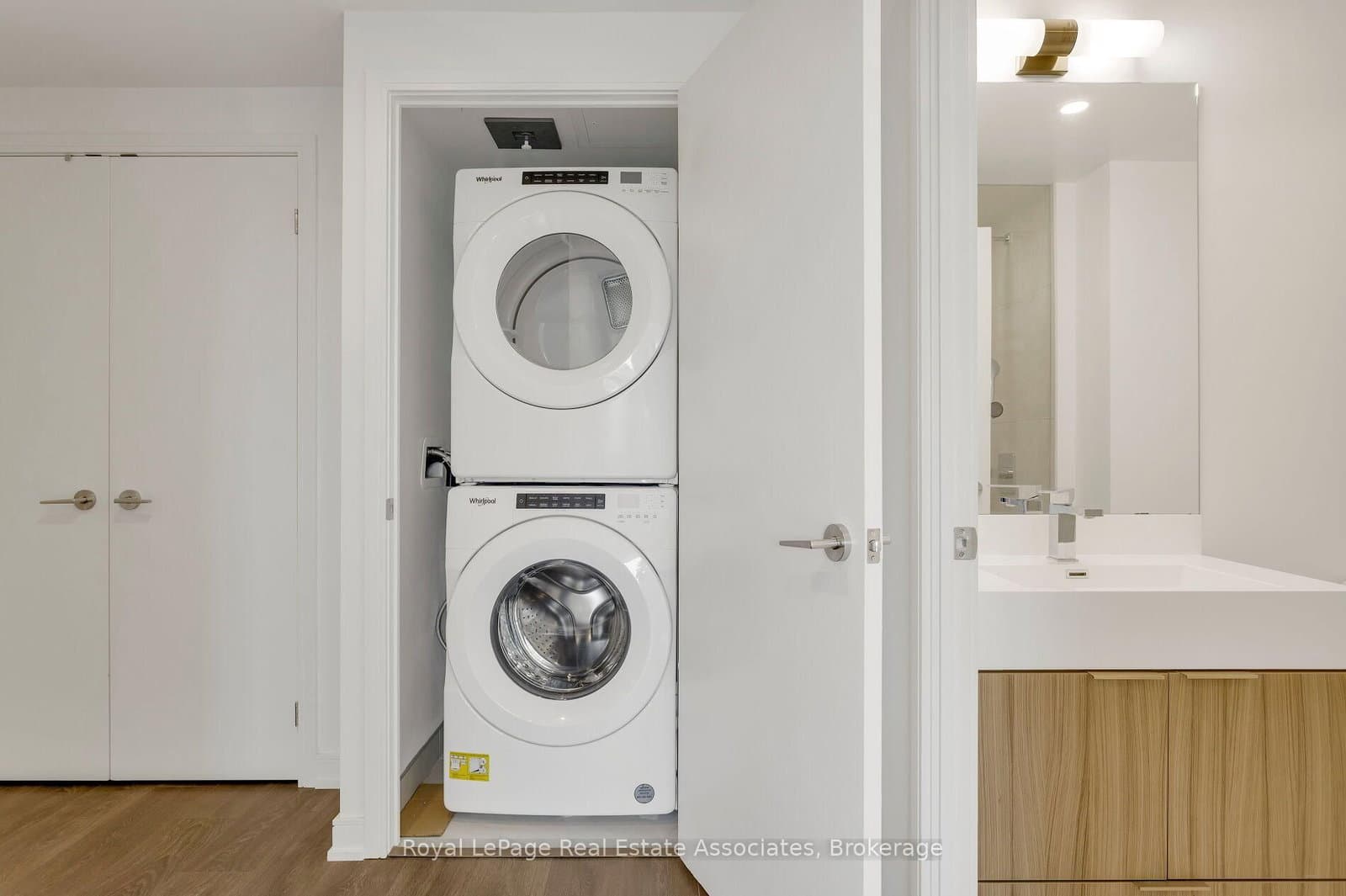 30 Samuel Wood Way, Unit 602 thumbnail 25