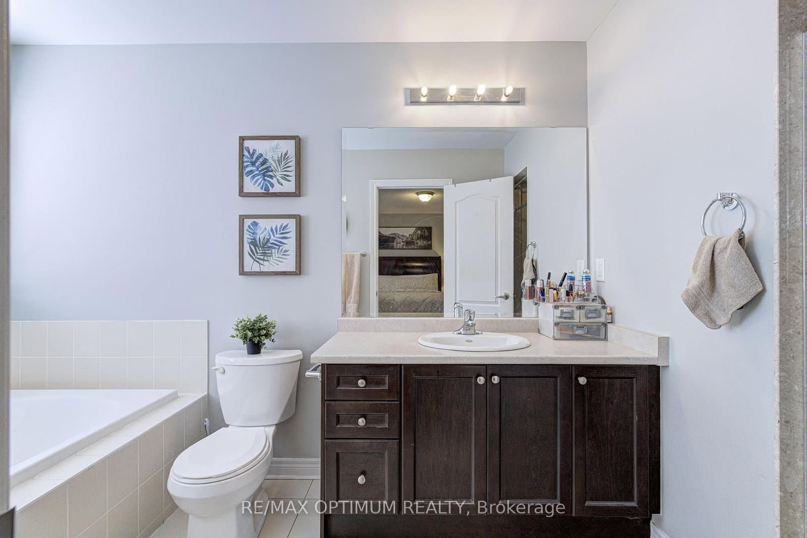 162 Sky Harbour Drive thumbnail 22