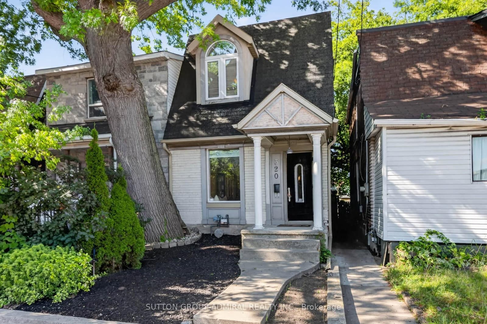 320 Weston Road - Image 1
