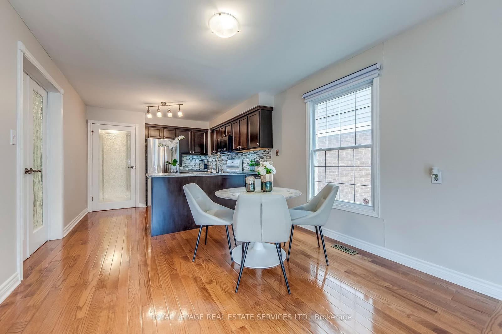 3390 Chartrand Crescent thumbnail 16