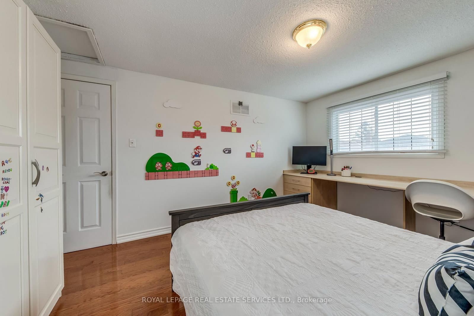 3390 Chartrand Crescent thumbnail 34