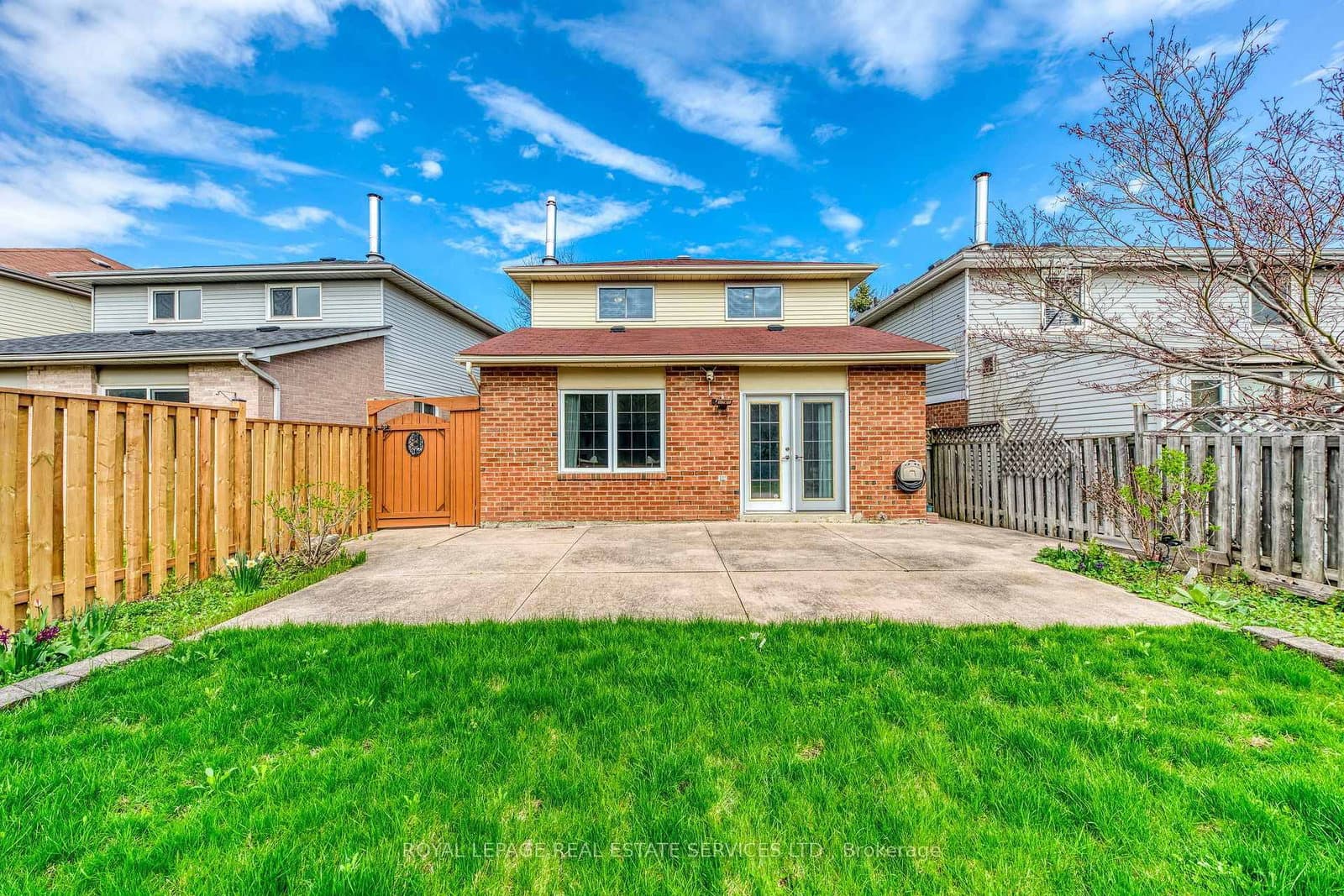 3390 Chartrand Crescent thumbnail 45