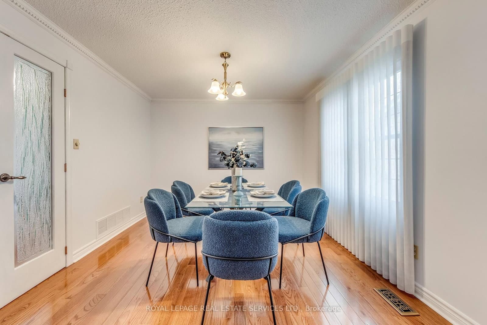 3390 Chartrand Crescent thumbnail 6