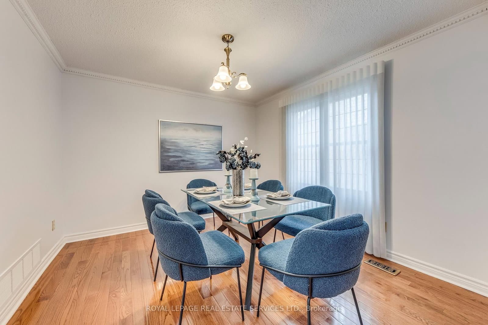 3390 Chartrand Crescent thumbnail 7