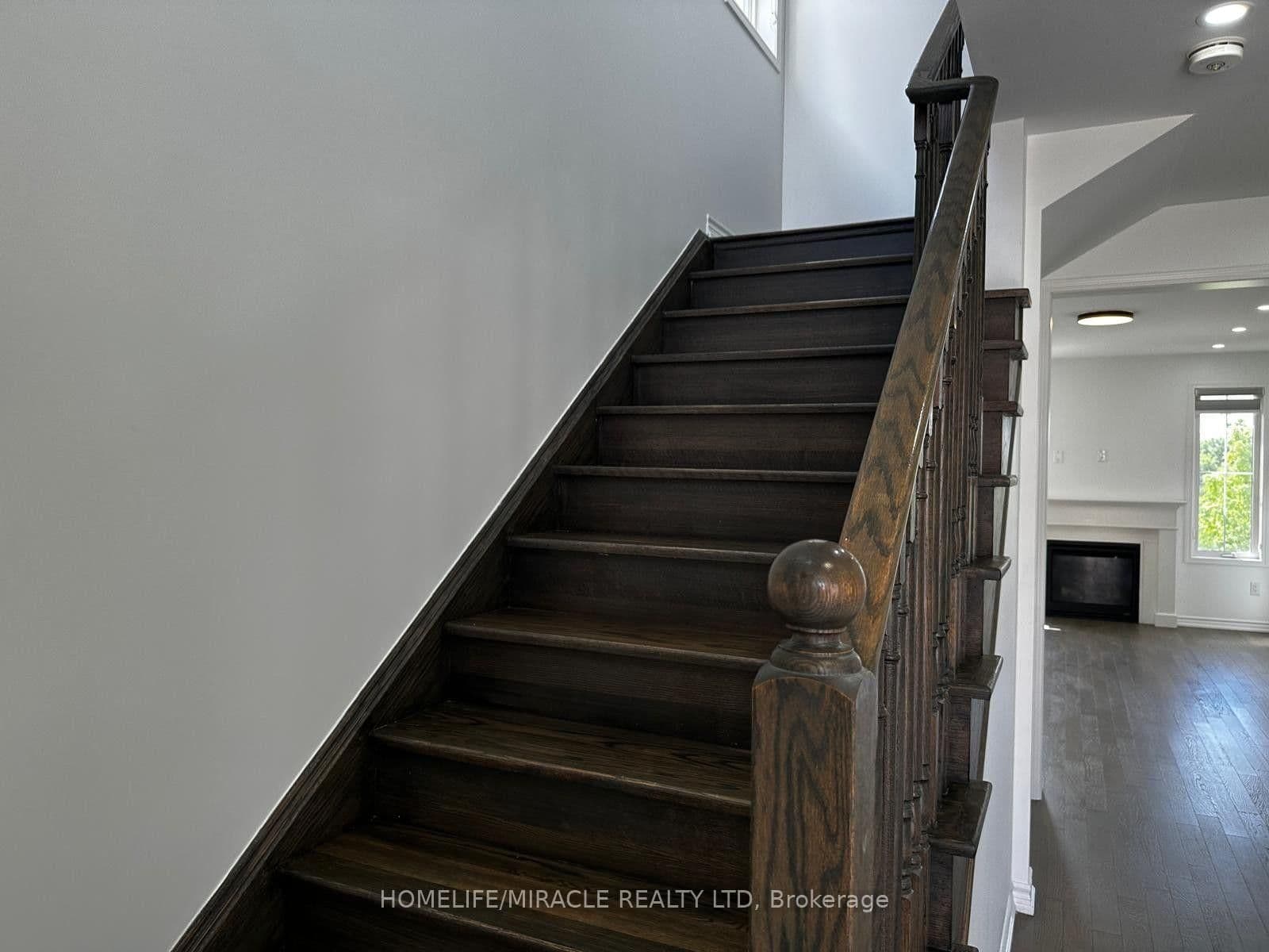 147 Yates Drive, Unit Upper thumbnail 21