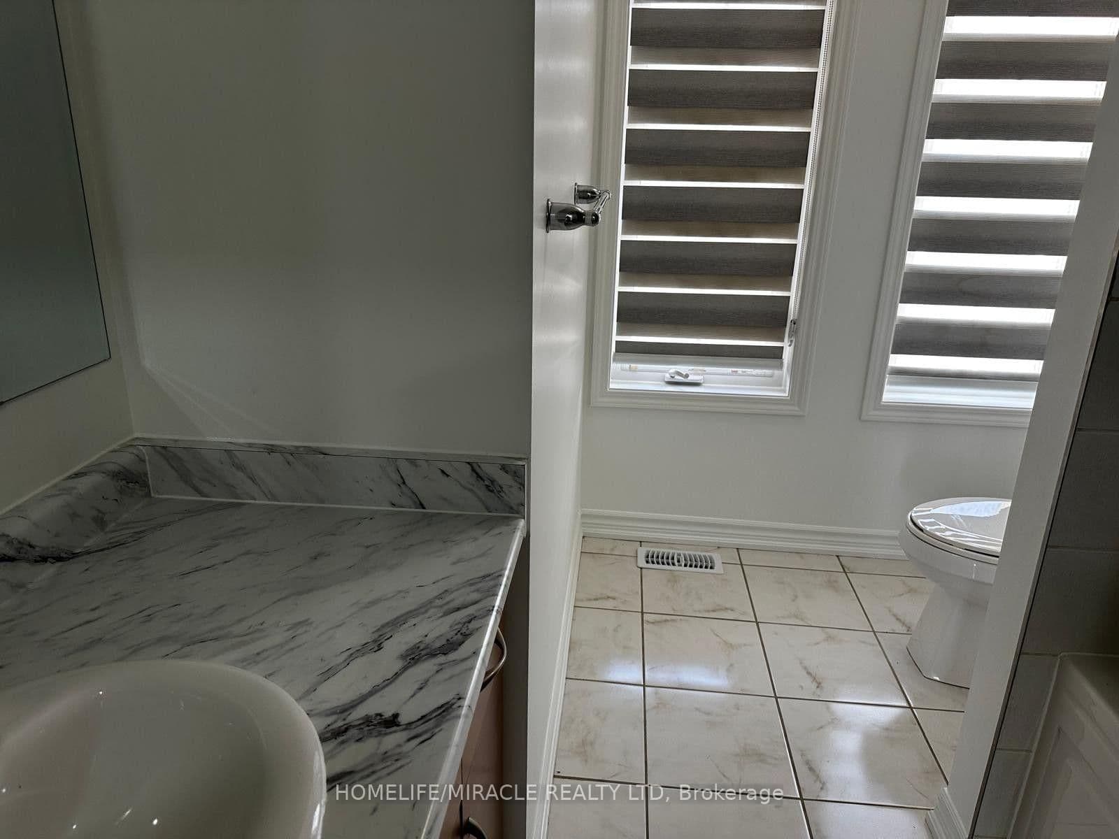 147 Yates Drive, Unit Upper thumbnail 37