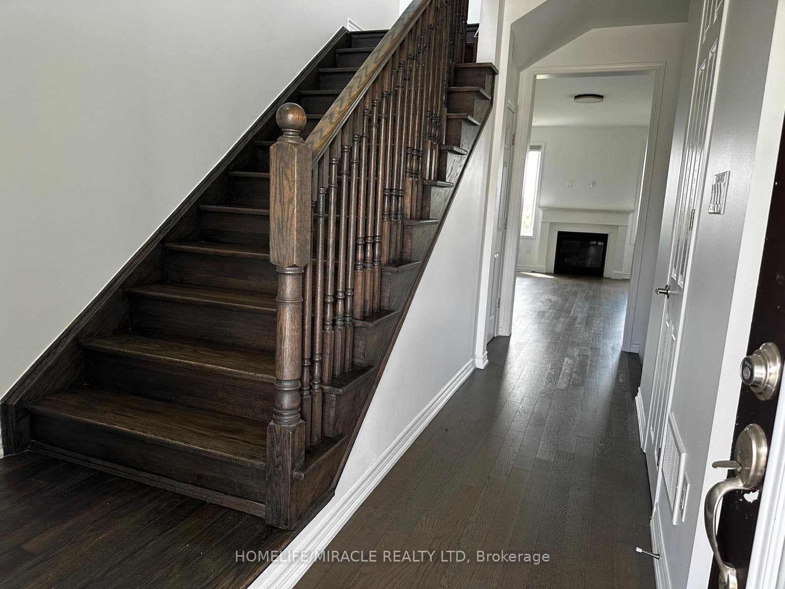 147 Yates Drive, Unit Upper thumbnail 5
