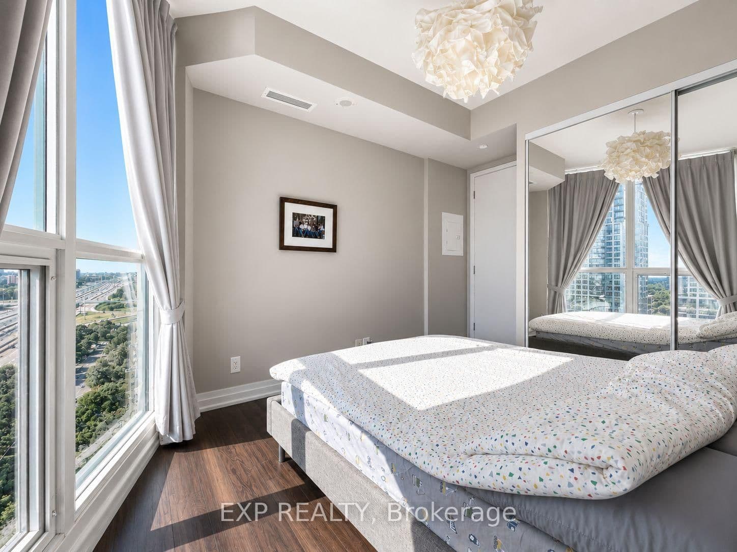 1 Valhalla Inn Road, Unit 1807 thumbnail 10