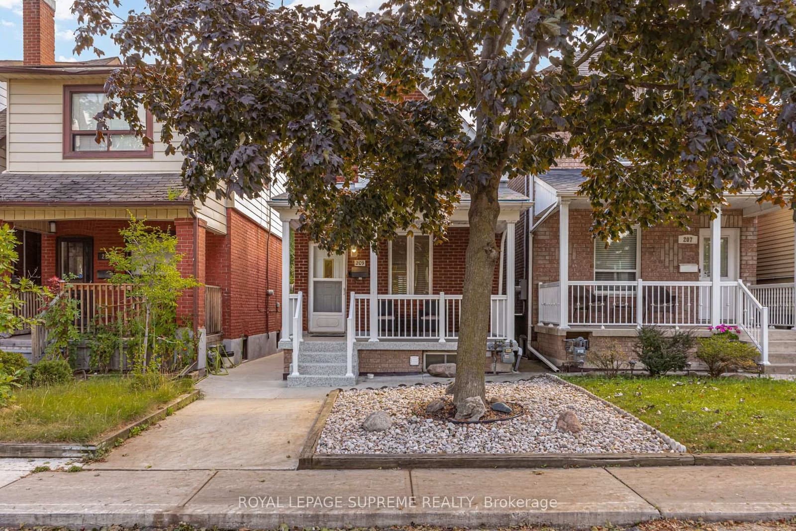209 Boon Avenue thumbnail 2