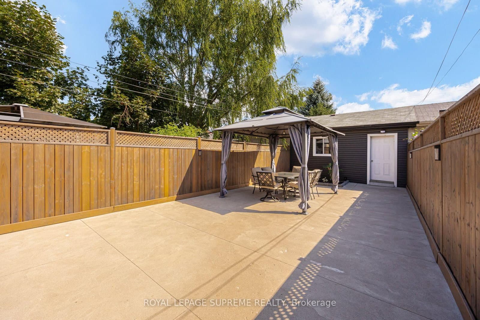 209 Boon Avenue thumbnail 30
