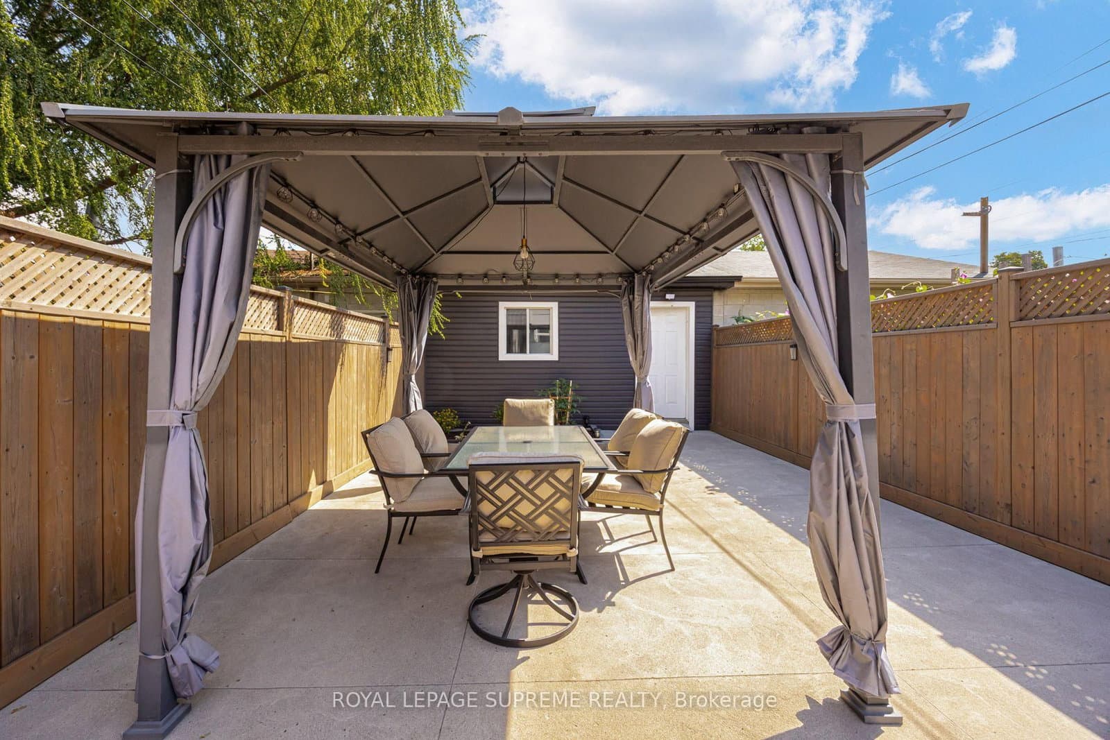 209 Boon Avenue thumbnail 32