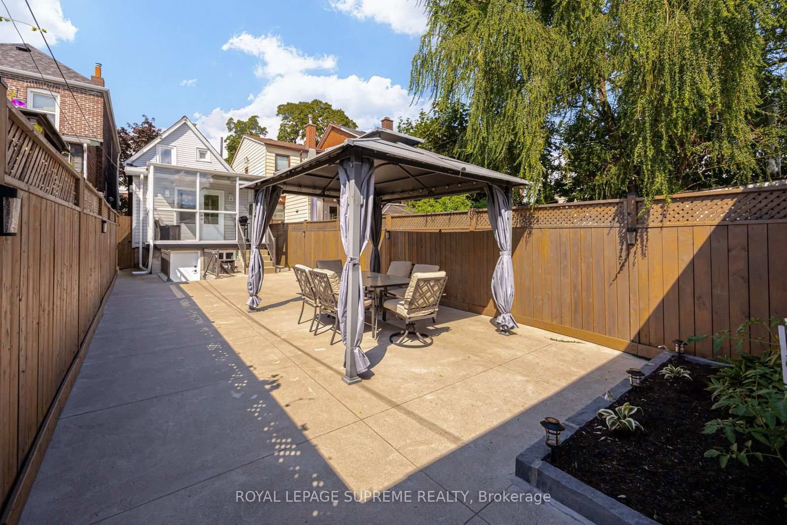 209 Boon Avenue thumbnail 34