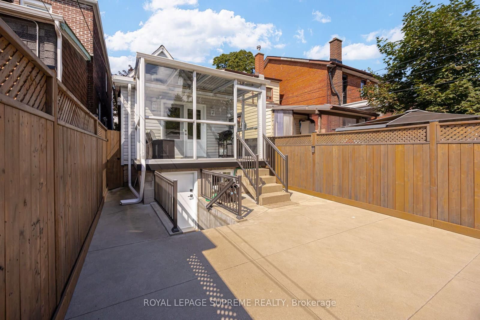 209 Boon Avenue thumbnail 35