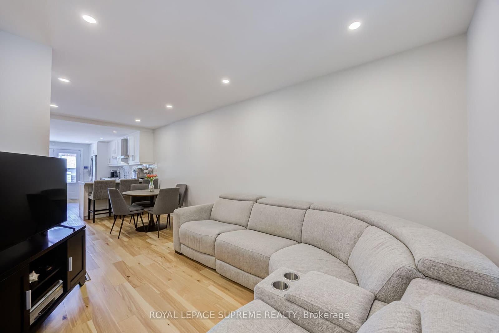 209 Boon Avenue thumbnail 8