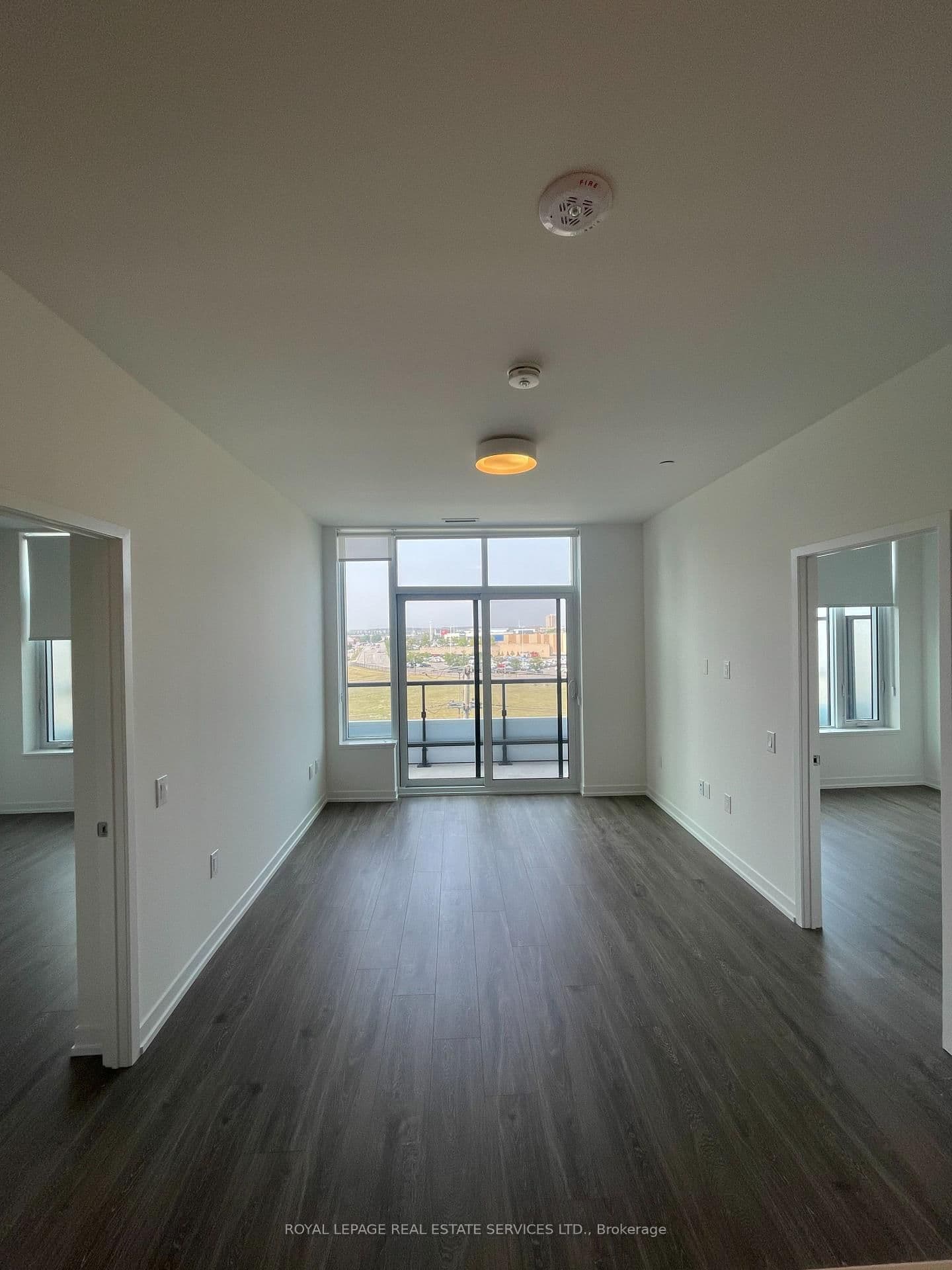 2485 Eglinton Avenue W, Unit 724 thumbnail 3
