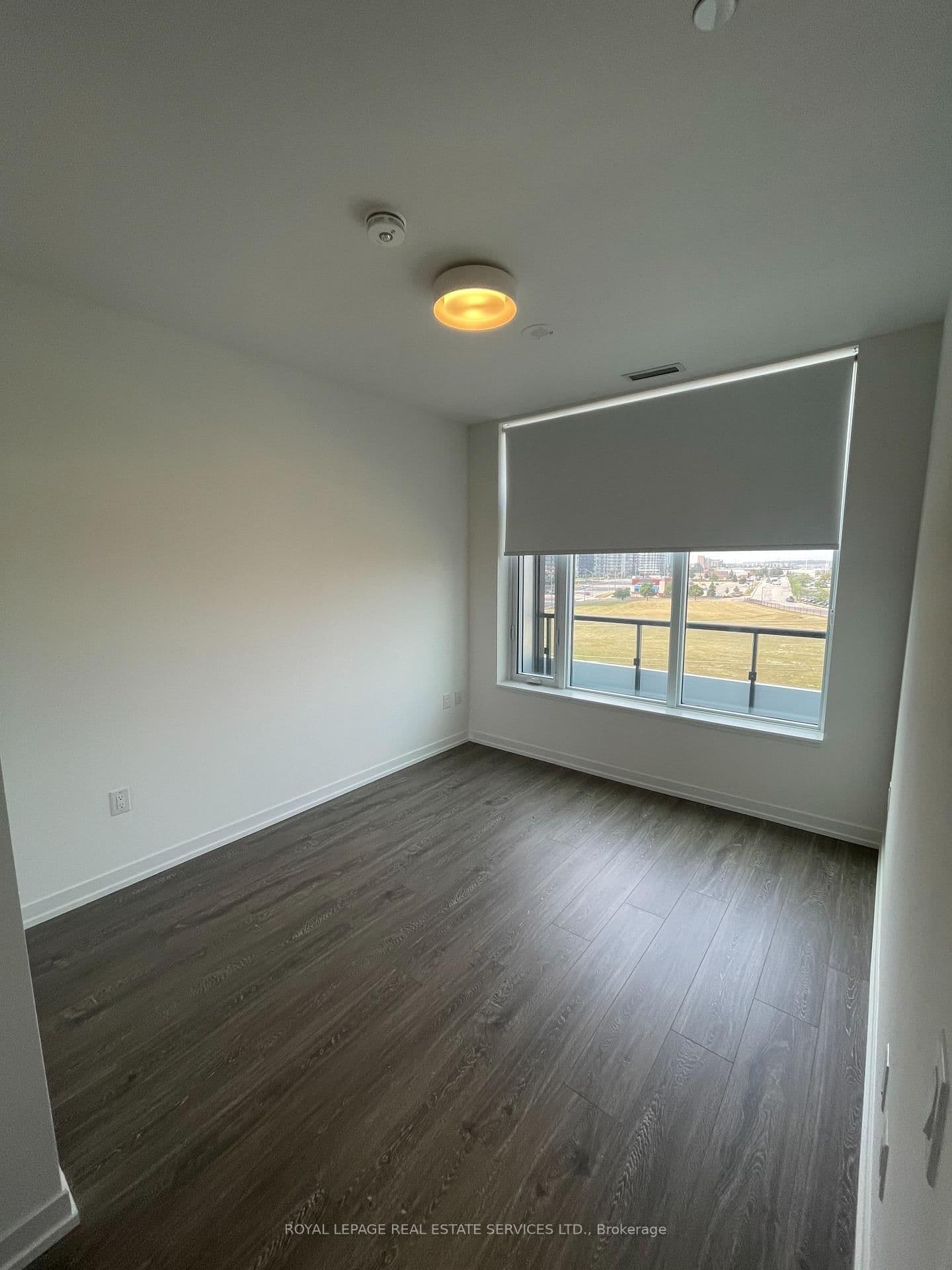 2485 Eglinton Avenue W, Unit 724 thumbnail 4