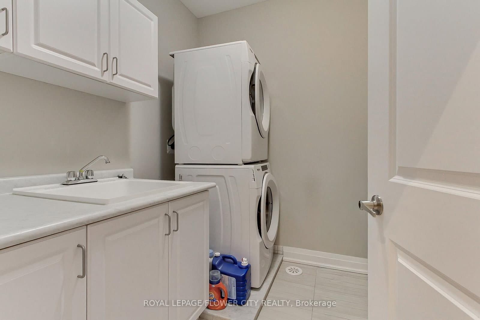 3079 Postridge Drive thumbnail 29