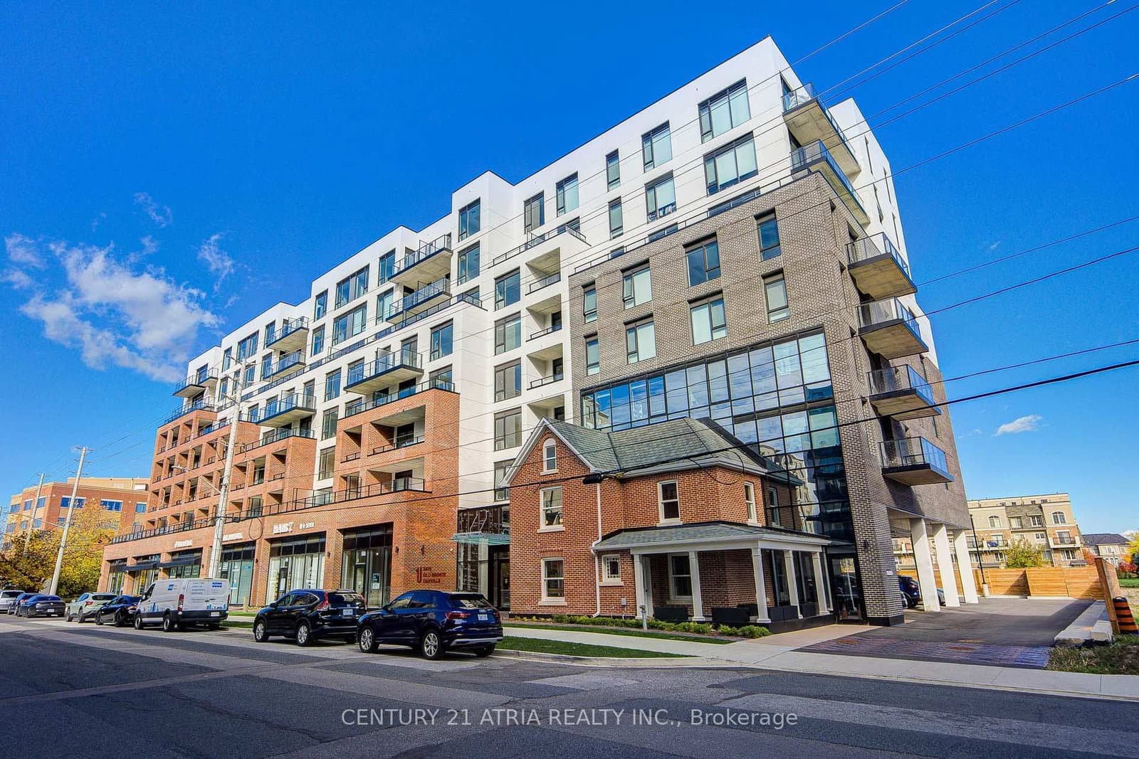 #704 - 2475 Old Bronte Road