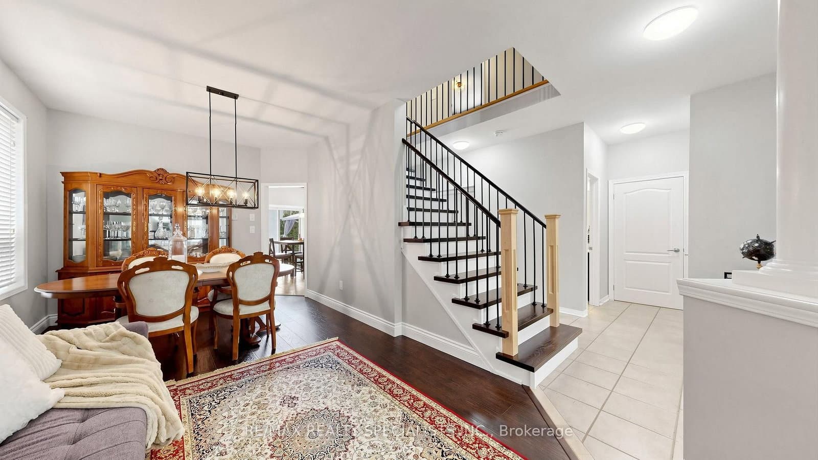 176 Royal Valley Drive thumbnail 11
