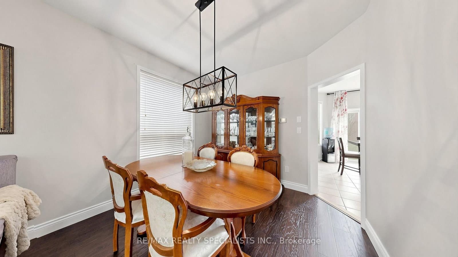 176 Royal Valley Drive thumbnail 12